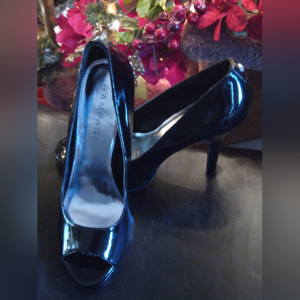 Rampage 4" peep toe High Heels Size 10 M